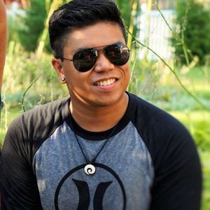 Meet your Posher, Fil angelo